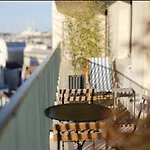 Amazing View, Beautiful Flat, Swimming Pools