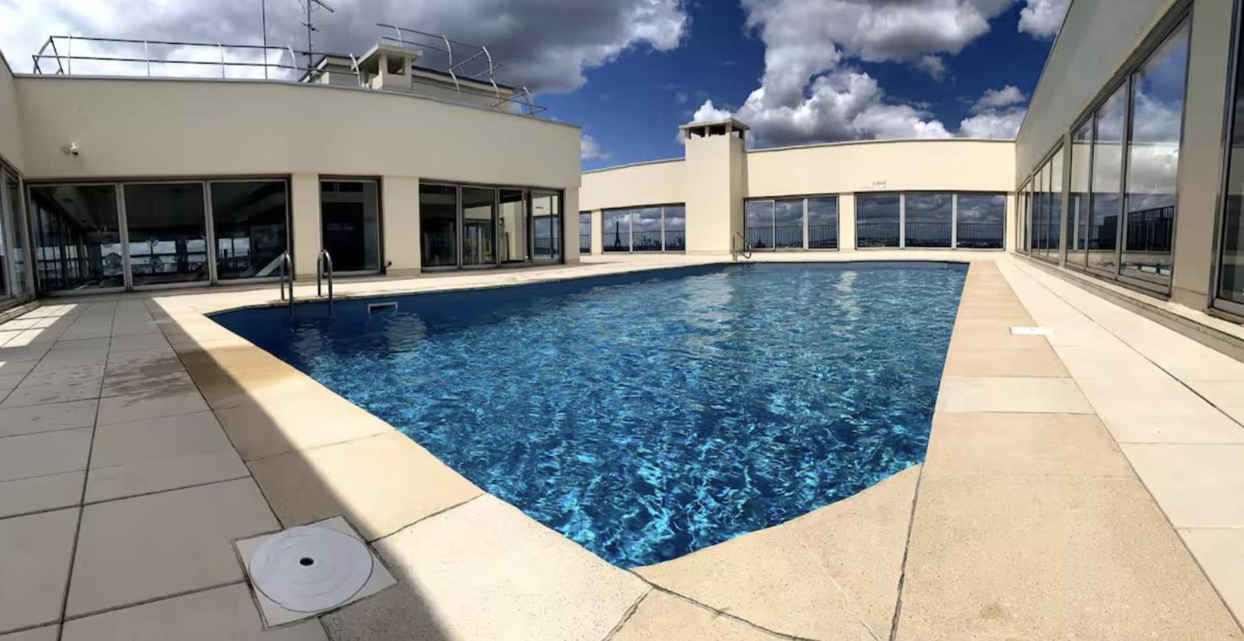 Apartment Amazing View, Beautiful Flat, Swimming Pools Paris