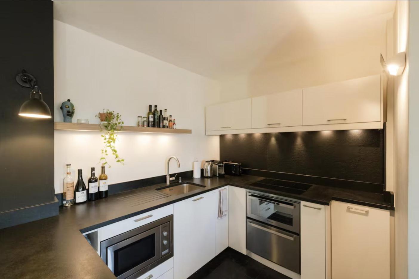 Amazing View, Beautiful Flat, Swimming Pools Apartment
