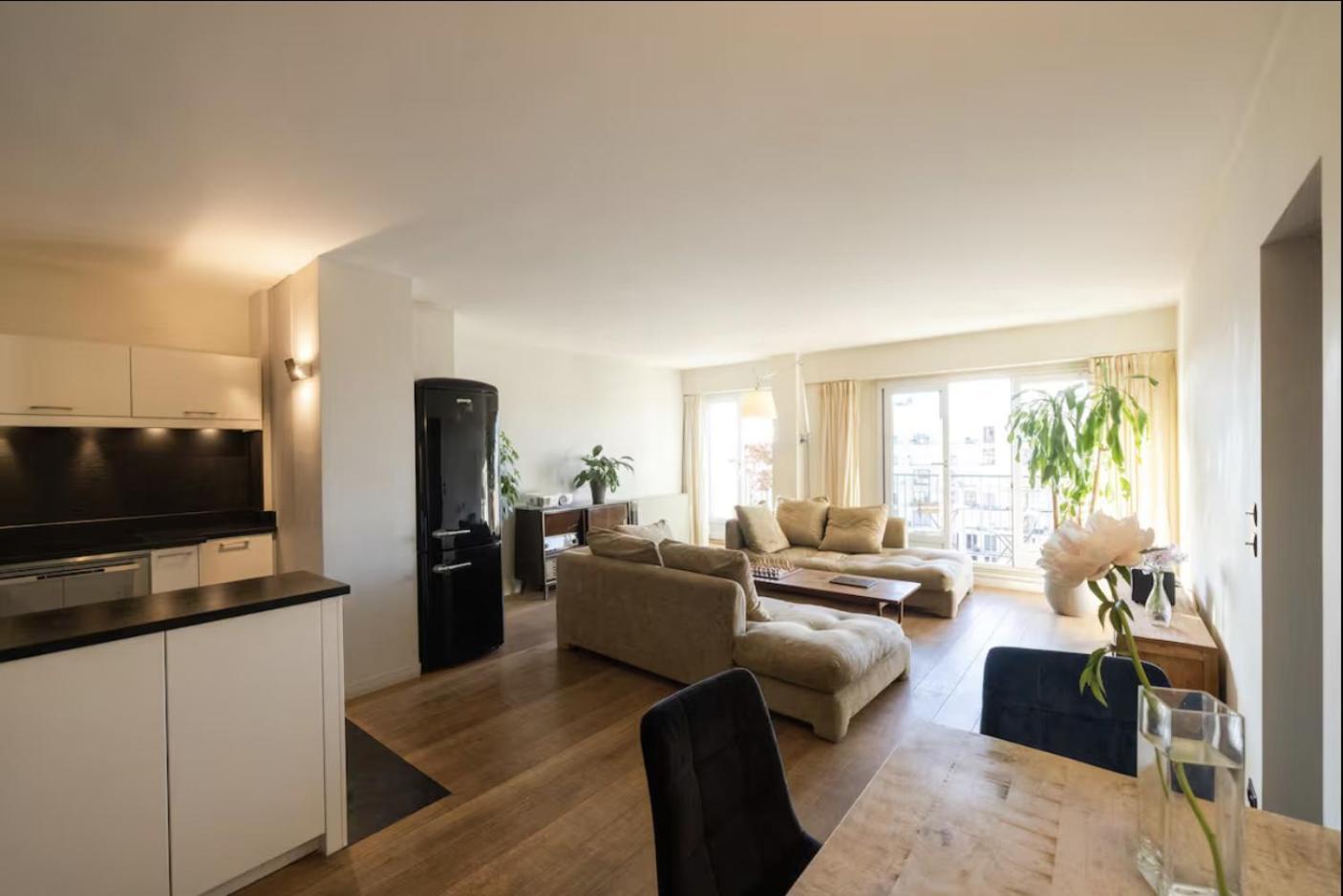 Amazing View, Beautiful Flat, Swimming Pools, Secure Parking