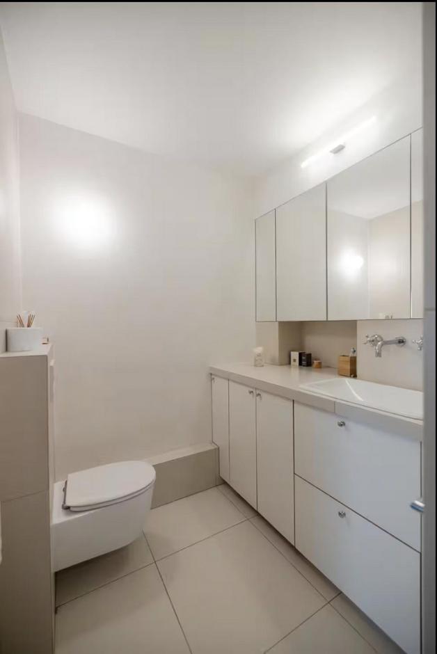 Amazing View, Beautiful Flat, Swimming Pools Apartment *