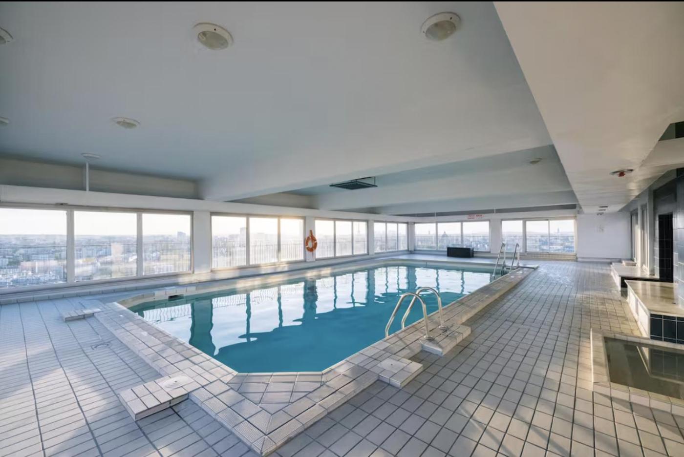 Amazing View, Beautiful Flat, Swimming Pools