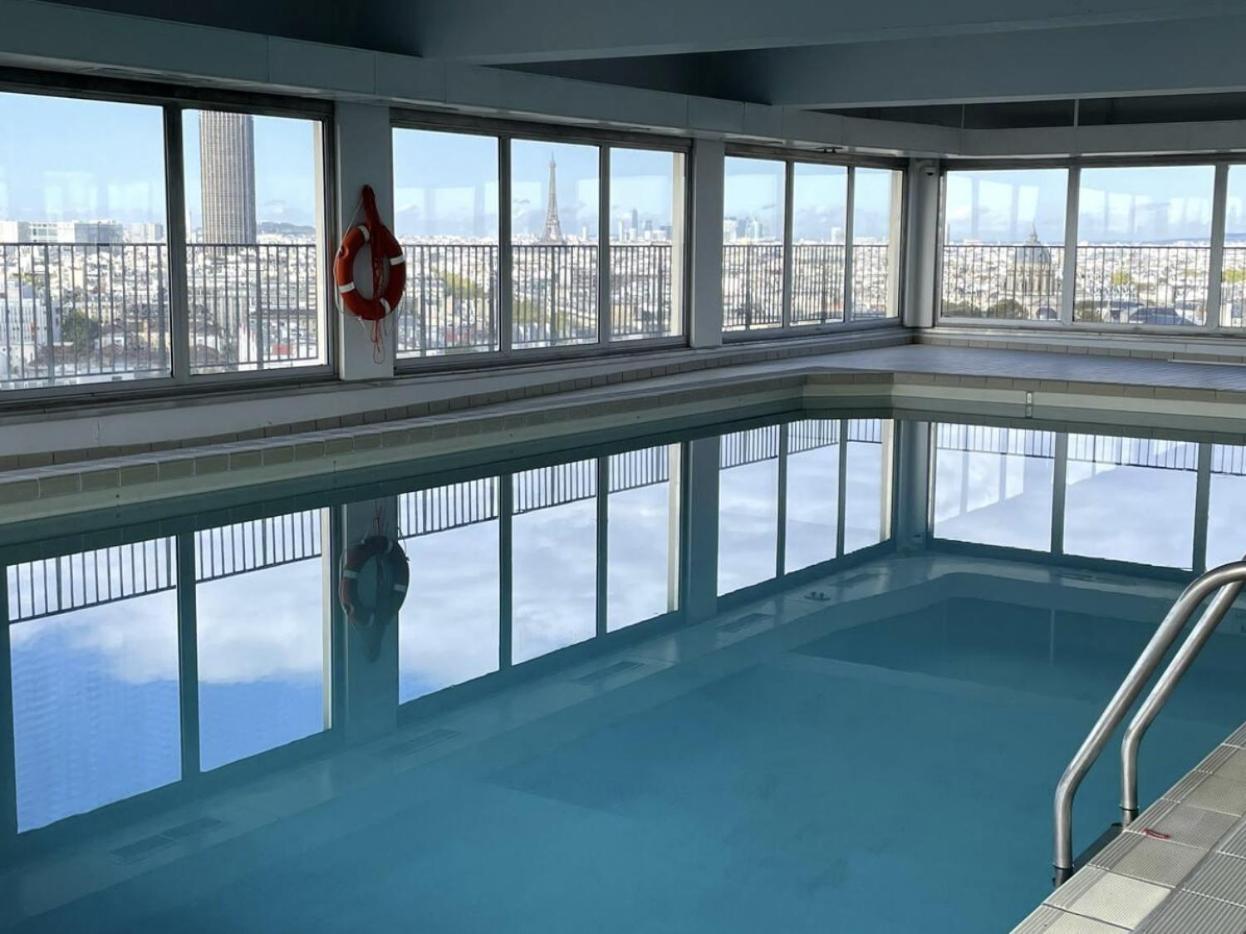 Amazing View, Beautiful Flat, Swimming Pools * Paris